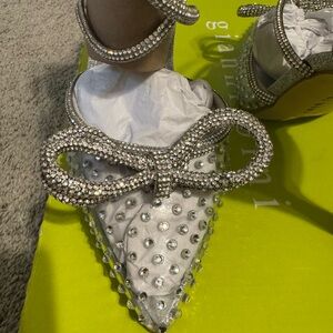 Gianni Bini EzlynnTwo Clear Rhinestone Embellished Bow Pointed Toe Pumps